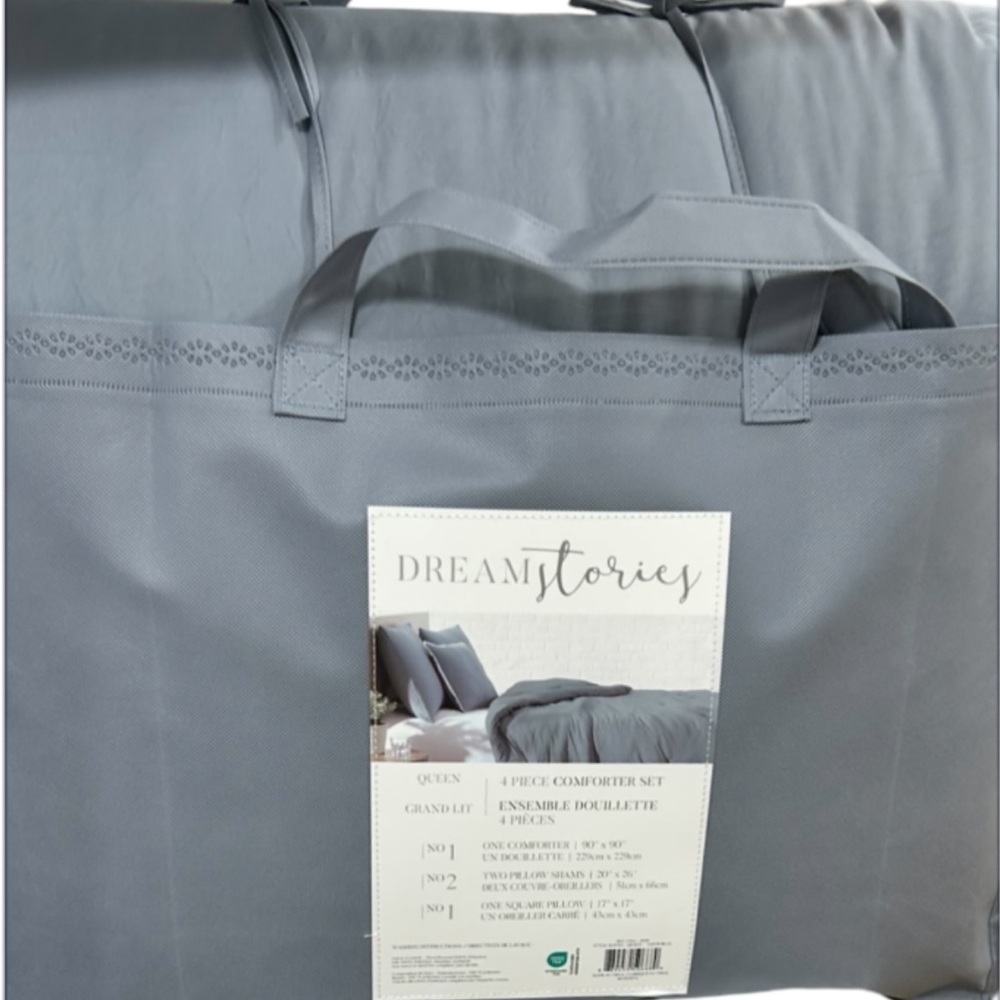 Dream Stories Vapor Blue Queen Comforter Set New 4 Pieces 90”x90”